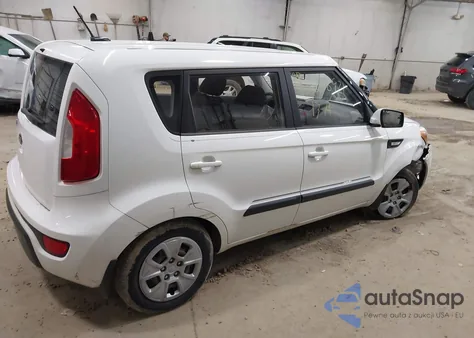 2013 Kia Soul z USA, uszkodzony, nr VIN KNDJT2A53D7528744